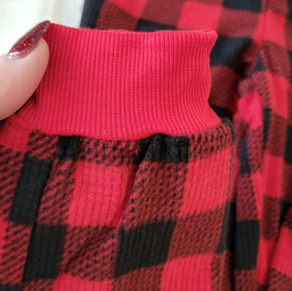 Eddie Bauer Buffalo plaid pajama set. 2 sizes - Picture 8 of 13